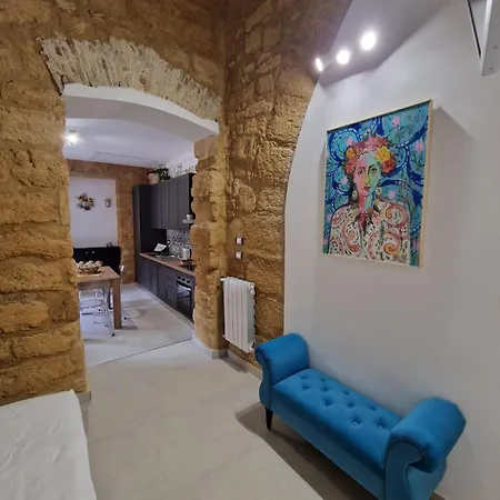 L' Del Cavaliere Apartment *
