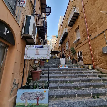 L' Del Cavaliere Apartment *